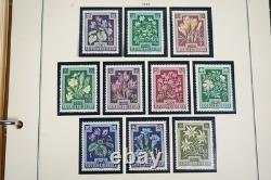 AUTRICHE ANNÉES 1880-1970 COLLECTION DE PLUS DE 470 TIMBRES NEUFS ET OBLITÉRÉS CONSERVÉS DANS UN ALBUM