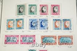 Afrique du Sud 1870-1995 Collection de plus de 1 800 timbres neufs et utilisés dans un album Scott