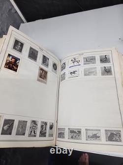 Album Deluxe Statesman Chargé de Timbres du Monde Entier. Très Anciens Timbres Américains.