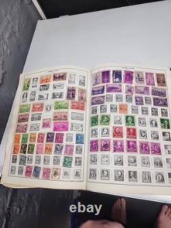 Album Deluxe Statesman Chargé de Timbres du Monde Entier. Très Anciens Timbres Américains.
