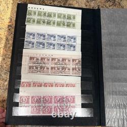 Album de collection de blocs de timbres-poste assortis