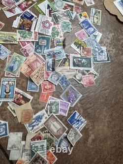 Album de collection de timbres-poste du monde entier, 100+ pays, 1 000+ timbres vintage