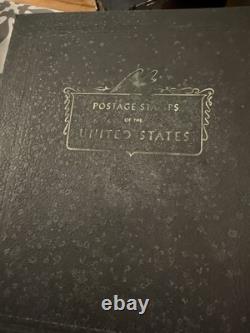 Album de collection de timbres vintage Livre de timbres anciens