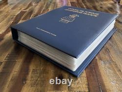 Album de luxe de la collection complète de timbres célébrant les Peanuts de l'US Postal Service