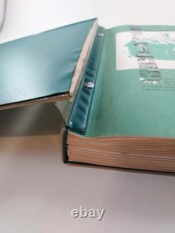 Album de timbres H. E. Harris CANADA & PROVINCES De nombreux timbres, y compris des années 1800