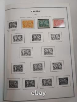 Album de timbres H. E. Harris CANADA & PROVINCES De nombreux timbres, y compris des années 1800