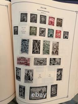 Album de timbres Scott International Worldwide Partie III et collection de timbres