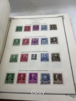 Album de timbres américains de Scott 1847-1973 avec quelques timbres à l'intérieur, divers assortis