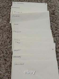 Album de timbres du Senior Statesman et collection de centaines de timbres du monde entier