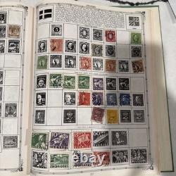 Album de timbres du monde 1960 Grossman avec de très vieux timbres