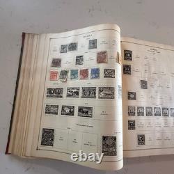 Album de timbres-poste Scott International Junior 1930 avec collection de timbres vintage
