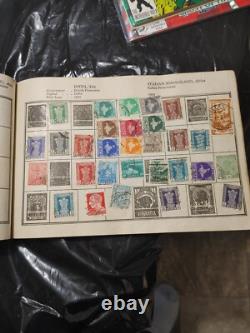 Album de timbres-poste du monde/États-Unis et étrangers, ancien et en bon état