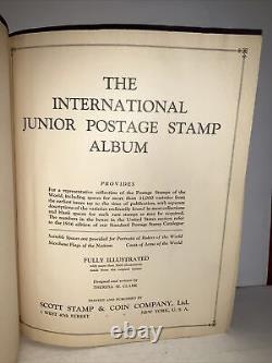 Album de timbres-poste junior international