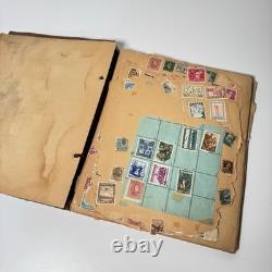 Album de timbres vintage du monde entier, livre de scrapbooking, collection d’éphémères, époque de la Seconde Guerre mondiale