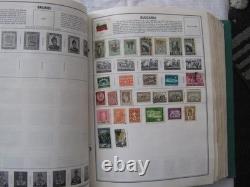 Album mondial de timbres H. E. Harris Senior Statesman 1979 avec des milliers de timbres