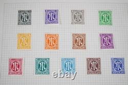 Allemagne Collection de plus de 700 timbres neufs et utilisés rangés dans un album sur pages quadrillées