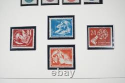Allemagne RDA 1949-1967 Collection de plus de 950 timbres neufs stockés dans un album Light House