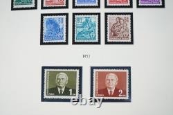 Allemagne RDA 1949-1967 Collection de plus de 950 timbres neufs stockés dans un album Light House
