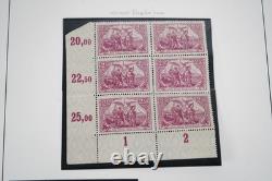 Allemagne années 1920 Inflation Collection de timbres blocs, demi-feuilles et exemplaires dans un album
