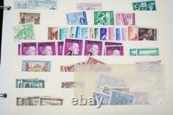 Allemagne et région, collection des années 1940 de plus de 2 000 timbres neufs et utilisés, rangés dans un album