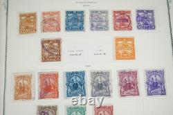 Amérique Centrale 1869-1984 Collection de plus de 3 400 timbres neufs et usagés dans un album Scott