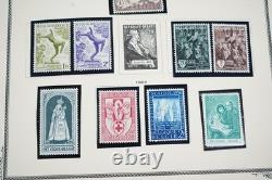 BELGIQUE 1959-1990s COLLECTION DE PLUS DE 400 TIMBRES NEUFS ET USAGÉS STOCKÉS DANS UN ALBUM SCOTT