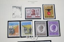 BELGIQUE 1959-1990s COLLECTION DE PLUS DE 400 TIMBRES NEUFS ET USAGÉS STOCKÉS DANS UN ALBUM SCOTT