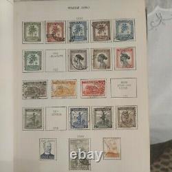 Belgian Congo Stamp Collection En Très Vieux Album Fatigué Mais Vintage De 1875 À 1971