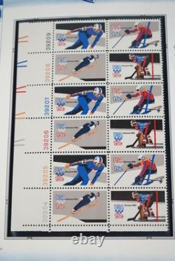 COLLECTION AMÉRICAINE DES ANNÉES 1980 DE PLUS DE 180 BLOCS DE PLAQUE NEUFS VALANT $260 RANGÉS DANS UN ALBUM