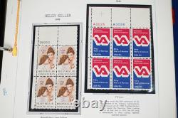 COLLECTION AMÉRICAINE DES ANNÉES 1980 DE PLUS DE 180 BLOCS DE PLAQUE NEUFS VALANT $260 RANGÉS DANS UN ALBUM