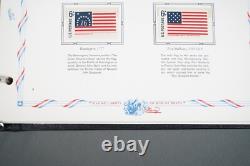 COLLECTION BICENTENAIRE DES ÉTATS-UNIS ET DU MONDE ANNÉES 1970 2 ALBUMS DE PLUS DE 400 TIMBRES