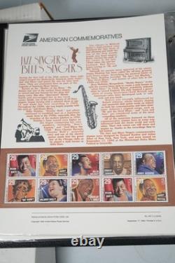 COLLECTION DE TIMBRES AMÉRICAINS DES ANNÉES 1990, 72 PANNEAUX DE TIMBRES #440-509 ENREGISTRÉS DANS UN ALBUM WHITE ACE