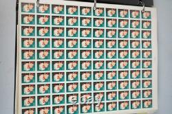 COLLECTION DE TIMBRES DE NOËL AMÉRICAINS DES ANNÉES 1950-1990 DE PLUS DE 80 FEUILLES ET DANS 2 ALBUMS