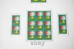 COLLECTION DE TIMBRES DE NOËL AMÉRICAINS DES ANNÉES 1950-1990 DE PLUS DE 80 FEUILLES ET DANS 2 ALBUMS