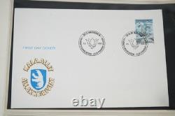COLLECTION DE TIMBRES DU GROENLAND 1987-2010, PLUS DE 325 TIMBRES NEUFS ET USAGÉS, CONSERVÉS DANS UN ALBUM