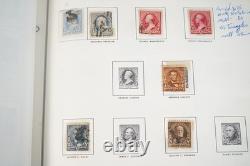 COLLECTION DE TIMBRES ET ENVELOPPES DES ÉTATS-UNIS 1870-1970, PLUS DE 1 300 TIMBRES ET PLUS DE 35 ENVELOPPES STOCKÉS DANS UN ALBUM HARRIS