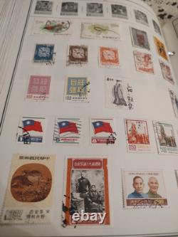 COLLECTION DE TIMBRES MONDIALE MAGNIFIQUE ET PRETEUSE Dans Deux Albums Parfaits Harris