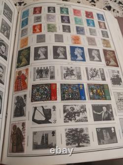 COLLECTION DE TIMBRES MONDIALE MAGNIFIQUE ET PRETEUSE Dans Deux Albums Parfaits Harris