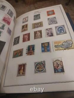 COLLECTION DE TIMBRES MONDIALE MASSIVE DANS L'ALBUM DELUXE HE HARRIS STATESMAN DES ANNÉES 1800 Fwd