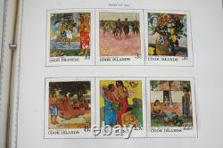 COLLECTION DE TIMBRES NEUFS DES ÎLES COOK 1920-1980, PLUS DE 500 TIMBRES CONSERVÉS DANS UN ALBUM HARRIS