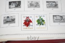 COLLECTION DE TIMBRES NEUFS DES ÎLES COOK 1920-1980, PLUS DE 500 TIMBRES CONSERVÉS DANS UN ALBUM HARRIS