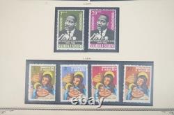 COLLECTION DE TIMBRES SAMOA DES ANNÉES 1950 À 1980, PLUS DE 375 TIMBRES, MAJORITÉ NEUF SANS CHARNIÈRE DANS UN ALBUM