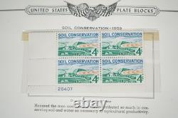 COLLECTION DES ÉTATS-UNIS DES ANNÉES 1950-1960 DE PRÈS DE 200 BLOCS DE PLATEAUX NEUFS STOCKÉS DANS UN ALBUM MINKUS