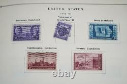 COLLECTION DES ÉTATS-UNIS ET DU MONDE DES ANNÉES 1940 DE PLUS DE 1 200 TIMBRES NEUFS ET USAGÉS DANS UN ALBUM SCOTT