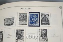 COLLECTION MONDIALE B-C 1880s-1970s DE PLUS DE 1 250 TIMBRES NEUFS ET USAGÉS DANS UN ALBUM SCOTT