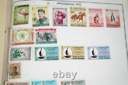 COLLECTION MONDIALE D’A-S DES ANNÉES 1970 DE PLUS DE 9 000 TIMBRES NEUFS ET OBLITÉRÉS, CONSERVER DANS UN ALBUM