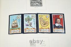 COLLECTION MONDIALE DE TIMBRES A/V DES ANNÉES 1970 DE PLUS DE 600 TIMBRES PRINCIPALEMENT NEUFS RANGÉS DANS UN ALBUM SCOTT