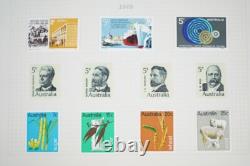 COLLECTION MONDIALE DE TIMBRES DES ANNÉES 1920 À 1970, PLUS DE 850 TIMBRES NEUFS ET USAGÉS STOCKÉS DANS UN ALBUM A-K