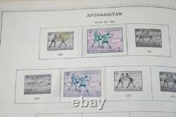 COLLECTION MONDIALE DES ANNÉES 1930-1960 DE PLUS DE 4 500 TIMBRES NEUFS ET OBLITÉRÉS DANS UN ALBUM MINKUS