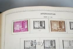 COLLECTION MONDIALE DES ANNÉES 1930-1960 DE PLUS DE 4 500 TIMBRES NEUFS ET OBLITÉRÉS DANS UN ALBUM MINKUS